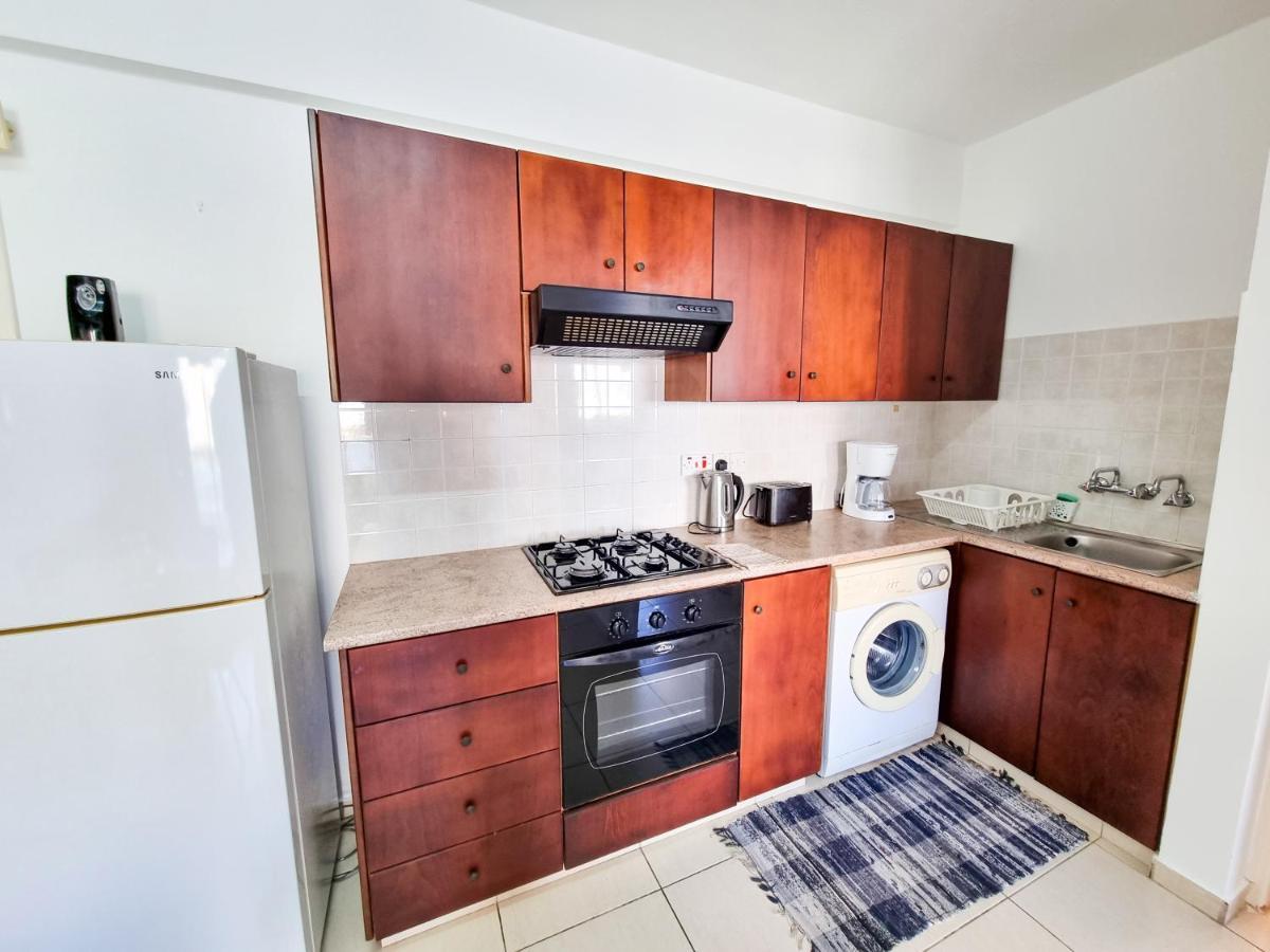 Seaside Heaven Apartment With Pool Larnaca Zewnętrze zdjęcie